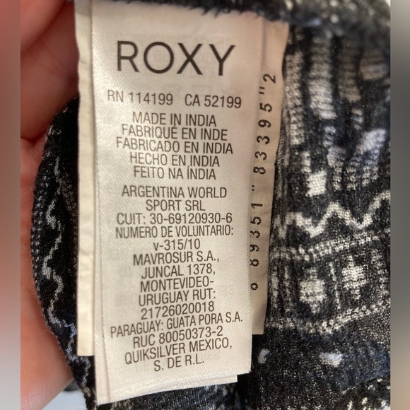 Roxy Windy Fly Away Print Dress, Black & White, Floral Geometric Open Back Small - Picture 3 of 8